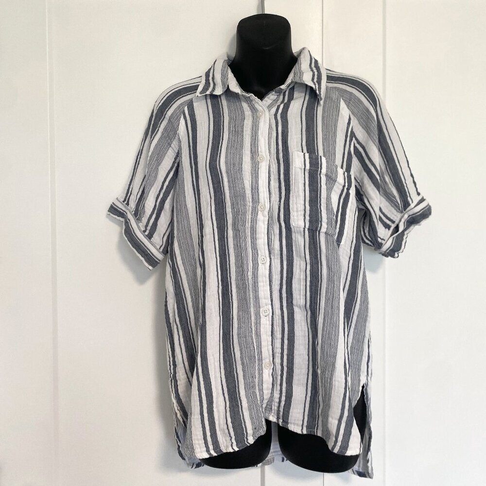 Design Lab White & Grey‎ Cotton Button Up Short Sleeve Top Size Small Medium